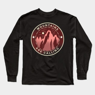 Mountains Are Calling Hiking Mountaineering Retro Vintage Long Sleeve T-Shirt